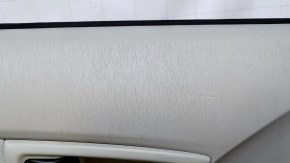 Garnitură portiere spate stânga Toyota Prius 30 10-15 gri cu pânză gri cu inserție, pânză gri pentru cotieră, structură de turnare gri, abraziuni, zgârieturi, elemente de fixare sparte, denivelări, cu