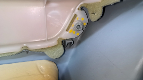 Garnitură portiere spate stânga Toyota Prius 30 10-15 gri cu pânză gri cu inserție, pânză gri pentru cotieră, structură de turnare gri, abraziuni, zgârieturi, elemente de fixare sparte, denivelări, cu