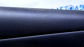 Обшивка двери карточка задняя левая Nissan Leaf 13-17 черн с черн вставкой пластик, подлокотник черн ткань, потертости, царапины