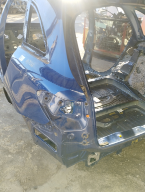 Sfert aripa spate stanga Mercedes GLC 16-22 SUV pe caroserie, albastru, denivelari