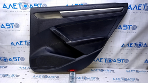 Cartelă de ornamente uși spate dreapta VW Passat b8 16-19 SUA negru cu inserție din piele neagră, cotieră din piele neagră, turnare gri lucioasă, lovituri, zgârieturi, abraziuni, zgârieturi