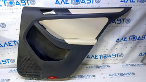 Cartelă ornamente uși spate dreapta VW Jetta 11-18 USA negru cu inserție din piele bej, cotieră din piele bej, structură bej tip 1, abraziuni, zgârieturi, zgârieturi, curățabil uscat