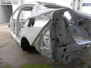 Четверть крыло задняя левая Toyota Prius 50 16-18 без BSM на кузове, белая, тычки