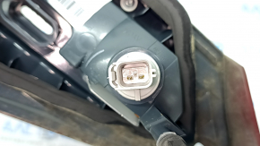Фонарь внутренний крышка багажника левый Ford Fusion mk5 17-18 галоген, дефект отражателя
