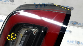 Фонарь внешний крыло правый Tesla Model 3 18- USA 3 пина, отсутствует фрагмент, сломаны крепления, трещины в стекле, потерт