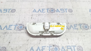 Плафон освещения в обшивке двери багажника нижний Dodge Grand Caravan 11-20