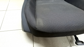 Scaun pasager VW Jetta 19 - fără airbag, mecanic, pânză neagră, curățabil, zgârieturi