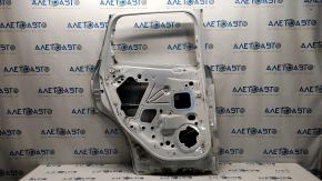 Дверь голая задняя левая Ford Escape MK3 13-19 белый YZ, ржавчина