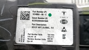 Far dreapta fata Tesla Model 3 21-matrix cu suport, nisip