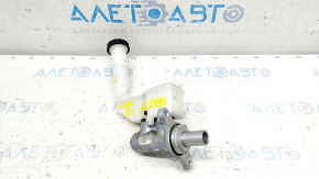 Главный тормозной цилиндр с бачком Nissan Sentra 13-19 АКПП