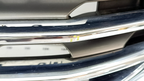 Решетка радиатора grill Ford Edge 19-24 в сборе со значком, без камеры, песок, царапины