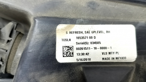 Far dreapta fata Tesla Model S 16-20 asamblare, odihna UP-LEVEL, nisip, zgarieturi