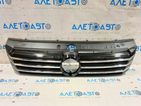 Решетка радиатора grill VW Passat b7 12-15 USA без эмблемы SIGNEDA