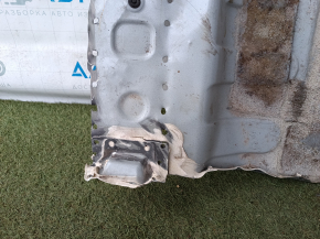 Корыто багажника Toyota Prius 50 16-22 FWD высверлено, замято