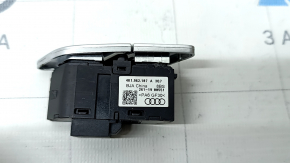 Кнопка центрального замка двери передней левой Audi A6 C8 19-24 хром