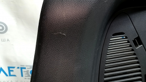 Обшивка арки левая Nissan Rogue 14-17 черная, под 3 ряда, потерта, царапины