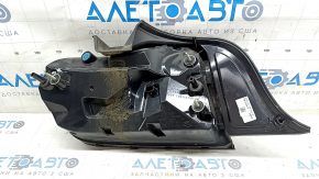 Фонарь правый Ford Mustang mk6 18-23 с накладкой, царапины