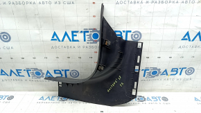 Накладка передней стойки нижняя правая Ford Mustang mk6 15-23 черная, царапина