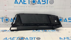 Решетка переднего бампера левая Audi A4 B9 17-17 S-line без радара