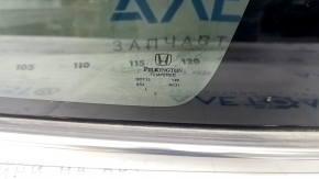 Форточка глухое стекло задняя правая Honda CRV 23-26 тонировка, хром