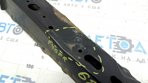 Усилитель подрамника правый Toyota Prius V 12-17 ржавый, примят