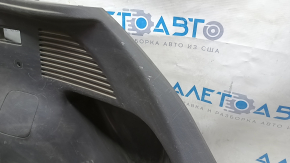 Decorat arc dreapta Nissan Leaf 13-17 negru, uzat, zgarieturi