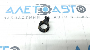 Кольцо парктроника переднего бампера Toyota Prius V 12-14