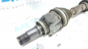 Привод полуось передняя правая Toyota Prius V 12-17 ржавая