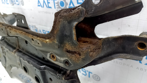 Подрамник передний Toyota Prius V 12-17 ржавый