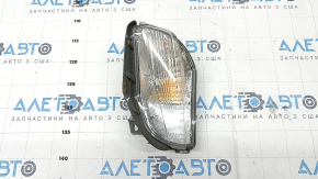 Semnalizator stanga Toyota Prius V 12-14 dorest, nisip