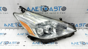 Фара передняя правая Toyota Prius V 12-14 в сборе дорест LED, песок, царапины