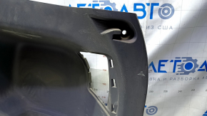 Decorat arc dreapta Toyota Prius V 12-17 gri închis, zgârieturi, zgârieturi adânci, cu brichetă, fără mufă