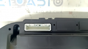 Щиток приборов Toyota Prius V 12-17 usa 69к, царапины