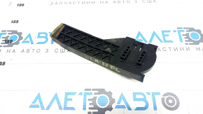 Suport radiator stânga jos Mercedes CLA 250 14-19