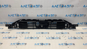 Кронштейн решетки радиатора grill Audi A6 C8 19-23