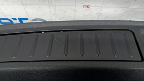 Накладка проема заднего багажника Tesla Model S 16-20 рест, черная, царапины, потертости