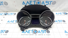 Щиток приборов Mercedes CLA 250 17-19 48к дефект покрытия экрана