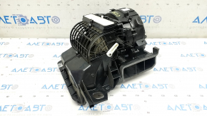 Corp de încălzire ventilator dezgolit partea dreaptă Mazda CX-30 20- 2.5 sub manual