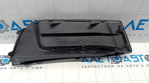 Решетка переднего бампера левая Audi A3 8V 17-20 структура с хром молдингом