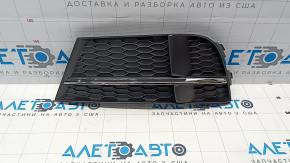 Решетка переднего бампера левая Audi A3 8V 17-20 закрытая, хром, S-line