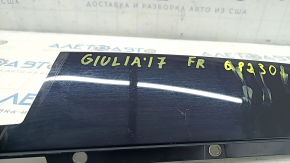 Накладка двери боковая передняя правая Alfa Romeo Giulia 17-24 царапины