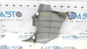 Накладка передней стойки нижняя правая Lexus RX300 RX330 RX350 RX400h 04-08 серая, царапины, побелел пластик, трещина