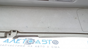 Накладка задней стойки верхняя правая Lexus RX300 RX330 RX350 RX400h 04-09 серая, царапины, под химчитску