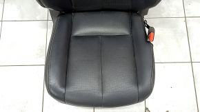 Пассажирское сидение Nissan Murano z52 18-24 без airbag, электро, кожа черная, перфорация, белая строчка, повреждение водой рабочее, под чистку
