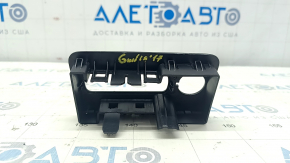 Накладка центральной консоли Alfa Romeo Giulia 17-19 под USB Hub, AUX, под прикуриватель, царапины