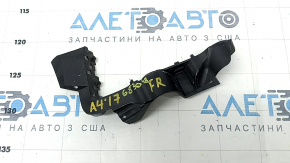 Крепление переднего бампера на крыле правое Audi A4 B9 17-19 сломано крепление