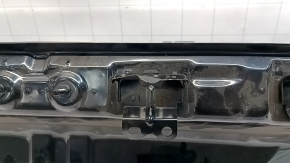 Задняя панель Toyota Rav4 19-24 помят угол, примяты крепления