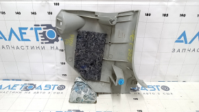 Накладка передней стойки нижняя левая Toyota Prius V 12-14 серая, царапины