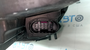 Фара передняя правая в сборе Audi A4 B9 17-19 Full LED, песок, паутинка