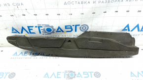 Уплотнитель крыло-дверь левый VW CC 08-17 паралон, надорван